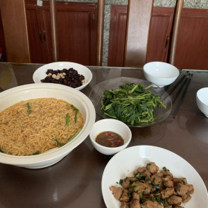 Em cần tìm chị giúp việc nhà , đường Phan Văn Trị quận 5 (bao ăn ở lại)