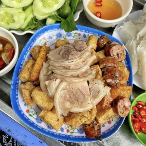 Cần tìm cô chăm sóc người già tại căn hộ Vinhomes Grand Park, Quận 9