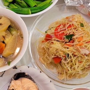 Nhà Biệt Thự , q3 , 4 Lầu , 2 người lớn , 6 bé cún , 2 bé mèo