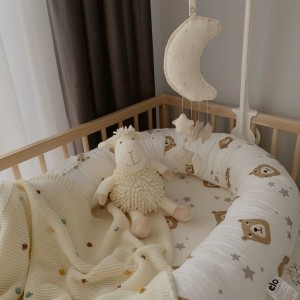 TUYỂN CÔ CHĂM BÉ – BAO ĂN Ở, Lương 13 triệu