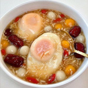 Quán ăn gia đình, cần tuyển gấp 1–2 bạn phụ quán, làm việc ăn ở lại tại quán- lương 12 triệu- quận 3