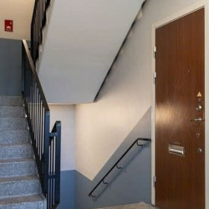 Khách Sạn Ở Linh Tây- Thủ Đức Cần Tuyển 1 Chị Tạp Vụ Lương Khởi Điểm 8tr Bao Ăn Ở