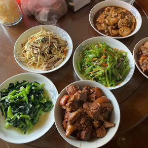 KDC HIM LAM- QUẬN 7 EM ĐANG CẦN CHỊ GIÚP VIỆC NHÀ LƯƠNG 9TR BAO ĂN Ở