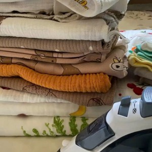 Cần cô có kinh nghiệm chăm bé , lương 12 triệu ( bao ăn ở )