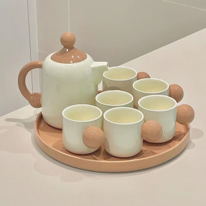 CẦN CHỊ GIÚP VIỆC HIỀN LÀNH, CHỊU KHÓ LÀM Ở QUẬN 10  LƯƠNG 12 TRIỆU+ PHỤ CẤP 1 TRIỆU