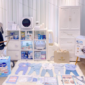 Tuyển chị bảo mẫu, độ tuổi từ 50 đổ lại. quận 12( bao ăn ở lại )