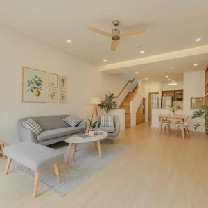 NHÀ EM Ở BẾN VÂN ĐỒN- QUẬN 4 CẦN TUYỂN CHỊ VỀ GIÚP VIỆC NHÀ LƯƠNG 10TR