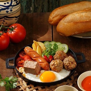 SÁNG HÔM NAY EM CẦN CHỊ TẠP VỤ CHUNG CƯ – QUẬN 9- LƯƠNG 10 TRIỆU- BAO ĂN Ở