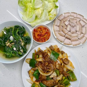 Tuyển Chị Chăm Bà Quận Bình Tân, gần bến xe miền tây - Lương 13 triệu ( bao ăn ở )