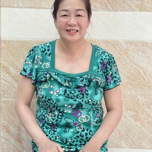 Chị Văn sn: 1976 Quê quán: Đồng Tháp