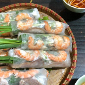 Nhà em cần chị giúp việc nhà quận Hóc Môn, lương  12 triệu ( bao ăn ở )