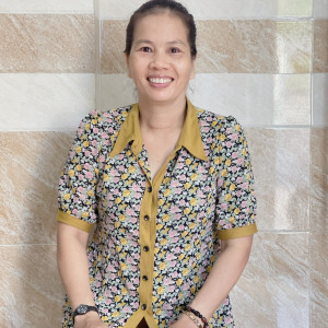 Chị BÉ BẢY 45 tuổi quê Đồng Tháp rất hiền lành , chịu khó nhận việc đi làm lâu dài với gia đình