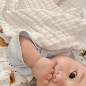 Tìm một cô có thể đồng hành với bé từ lúc còn nhỏ đến lớn,