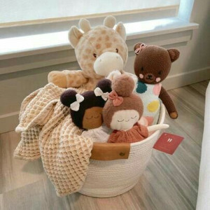 Cần chị chăm bé Quận 4 lương 13 triệu ( bao ăn ở )