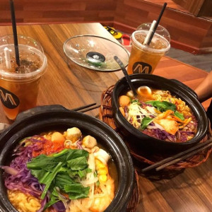 Em cần 3 nam hoặc nữ làm quán mỳ cay , bò né. quận tân bình