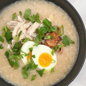 Làm ở quận 11 - lương 13tr- chăm bà