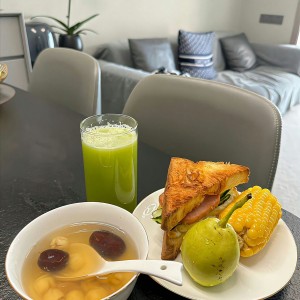 Nhà ở đường Điện Biên Phủ, Quận Bình Thạnh cần cô chăm người bệnh mới mổ gối