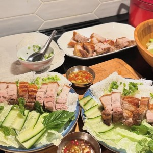 Cần cô giúp việc nhà đi về ở đường Trần Quý, quận 11 - nhà 1 trệt 4 lầu