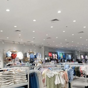 Tuyển nhân viên BÁN QUẦN ÁO , THỜI TRANG NAM NỮ  ở quận 5