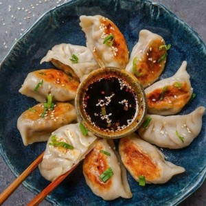 Tuyển cô chăm bé – Đồng Nai