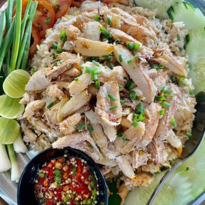 Em cần chị làm giúp việc nhà ở quận 3