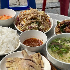 Nhà 1 trệt 2 lầu ở đường Huỳnh Văn Lũy, TP Thủ Dầu Một – Bình Dương