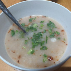 ĐƯỜNG PHAN XÍCH LONG, BÌNH THẠNH CẦN CHỊ CHĂM ÔNG ĐI LẠI YẾU LƯƠNG 9 TRIỆU