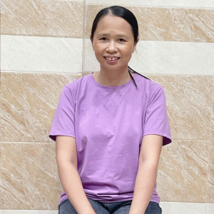 Với kinh nghiệm nhiều năm đi chăm ông bà và giúp việc nhà . Chị HOA 45 TUỔI xin việc đi làm ngay