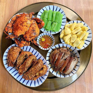 Chăm Người Lớn Tuổi - Khu Thảo Điền, quận 2, Lương 14 Triệu! ( bao ăn ở )