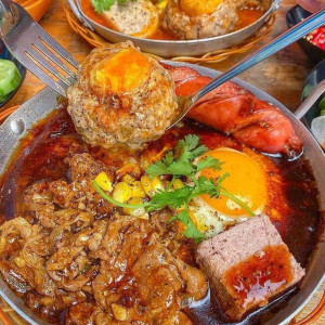 Quán bò né ở Tân Bình