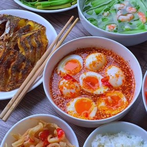 Cần tuyển bếp của Câu lạc bộ bida: Lương 10 triệu. Tân Phú .