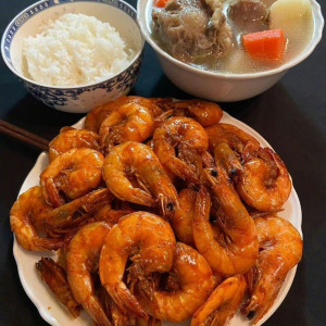 Nhà ở gần Chợ Bình Điền quận 8,Cần chị độ dưới 55 tuổi, làm giúp việc nhà.