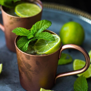 Nhà em cần gấp chị giúp việc nhà Quận Thủ Đức, lương  12 triệu ( bao ăn ở )