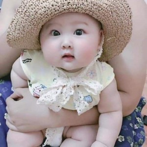 Gia đình mới có em bé, bé còn nhỏ nên cần cô có kinh nghiệm chăm trẻ sơ sinh, Quận 9