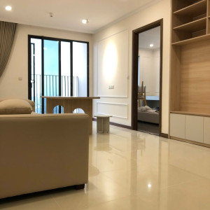 Em cần tuyển gấp 1 chị có kinh nghiệm bảo mẫu mầm non hoặc giáo viên mầm non