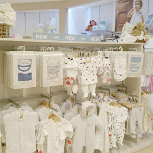 GIA ĐÌNH CẦN TÌM BẢO MẪU CHO BÉ 5 THÁNG LƯƠNG 10TR TẠI CHUNG CƯ CITY GATE 3- QUẬN 8