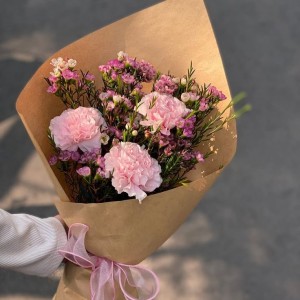 Tuyển dụng gấp: Chăm bà Quận 7 - Lương 13 triệu( bao ăn ở )