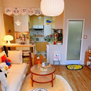 Bà Vẫn Còn Khỏe Đi Lại Được, Cần Chị Về Chăm Lo Cho Bà Và Bé Học Cấp 1 Ở Lâm Văn Bền- Quận 7