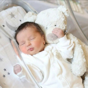 TÌM CÔ BẢO MẪU CHO  BÉ 6 THÁNG CHO GIA ĐÌNH Ở CHUNG CƯ QUẬN 2  LƯƠNG 10TR