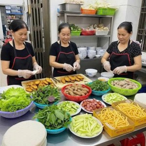 Quán bún cá ở Vinhome quận 9 Lương thử việc 10tr.