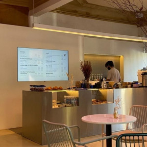 Cần tuyển gấp 1 người phụ quán nước, quán ở Tân Bình