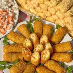 Gia đình mình đang tìm một cô chăm bé hiền lành, thương trẻ- Quận 7