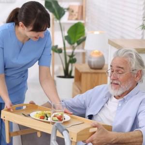 Cần một người chăm ông lớn tuổi đang nằm một chỗ tại nhà ở Tô Ký , Quận 12.