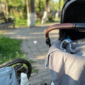 Tuyển dụng gấp: Chăm bé Quận 11 - Lương 13 triệu( bao ăn ở)