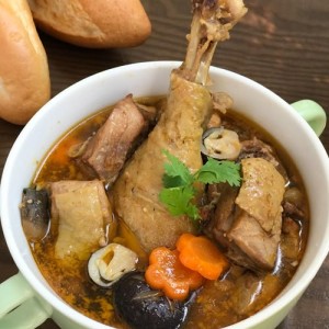 Cả nhà đi làm bận rộn tìm một cô giúp việc ở Thích Quảng Đức, Phú Nhuận,