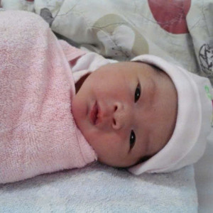 tìm người chăm e be 2thang tuổi  ở Tân Bình thử việc 11tr