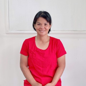 Chị    Nguyễn Thị Mỹ Hằng   , sinh năm 1978  , Quê quán    Gia Lai