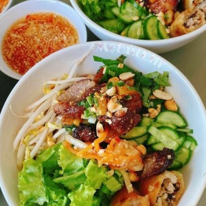 Cần gấp cô giúp việc nhà ăn ở lại – Quận 12