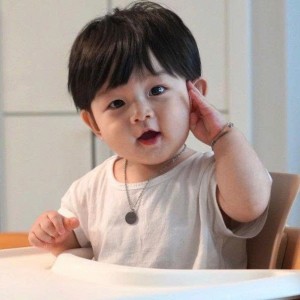👶 Cần cô chăm bé 9 tháng lương 2 tháng tăng lên 11tr