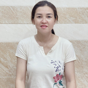 Chị Trang, sinh năm 1988, quê Sóc Trăng nhận giúp việc nhà – phụ quán